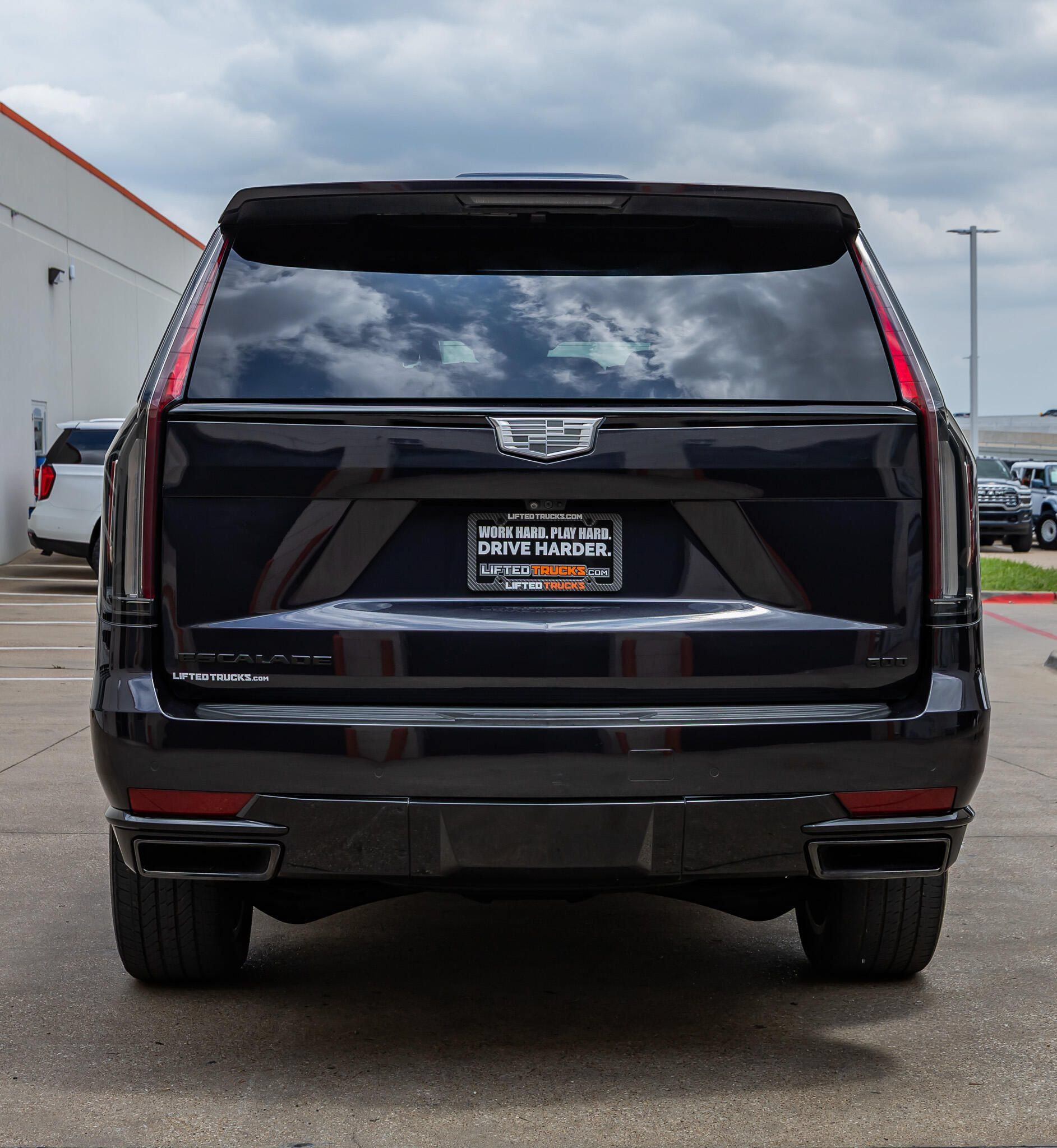 Used 2022 Cadillac Escalade Sport w/ Touring Package AWD/4WD image 7