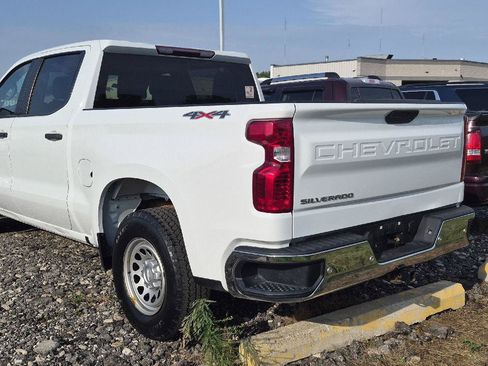 Used 2020 Chevrolet Silverado 1500 W/T w/ WT Value Package AWD/4WD image 4