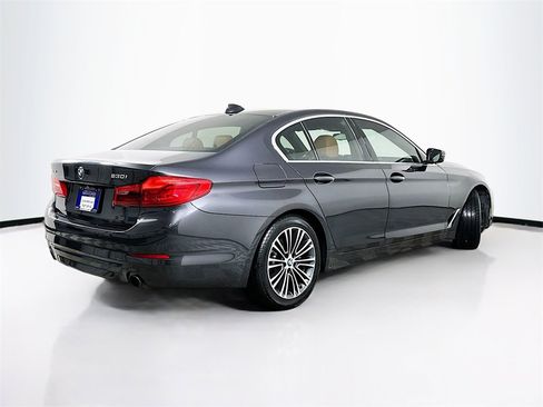 Used 2019 BMW 530i xDrive image 7
