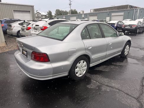 Used 2001 Mitsubishi Galant ES FWD image 3