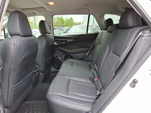 Used 2022 Subaru Outback Limited XT AWD/4WD image 10