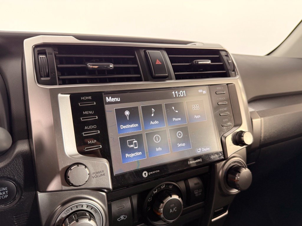 Certified 2022 Toyota 4Runner SR5 AWD/4WD image 33