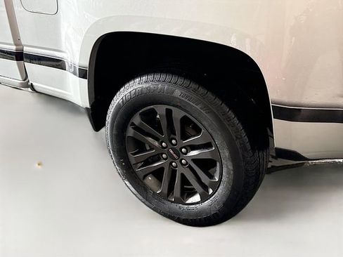 Used 2018 GMC Canyon SLE w/ SLE Convenience Package RWD image 29