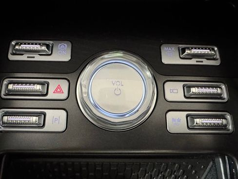 New 2026 Lincoln Nautilus Reserve AWD/4WD image 55