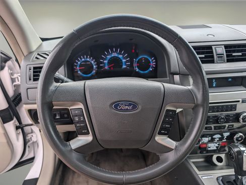 Used 2012 Ford Fusion SEL image 16