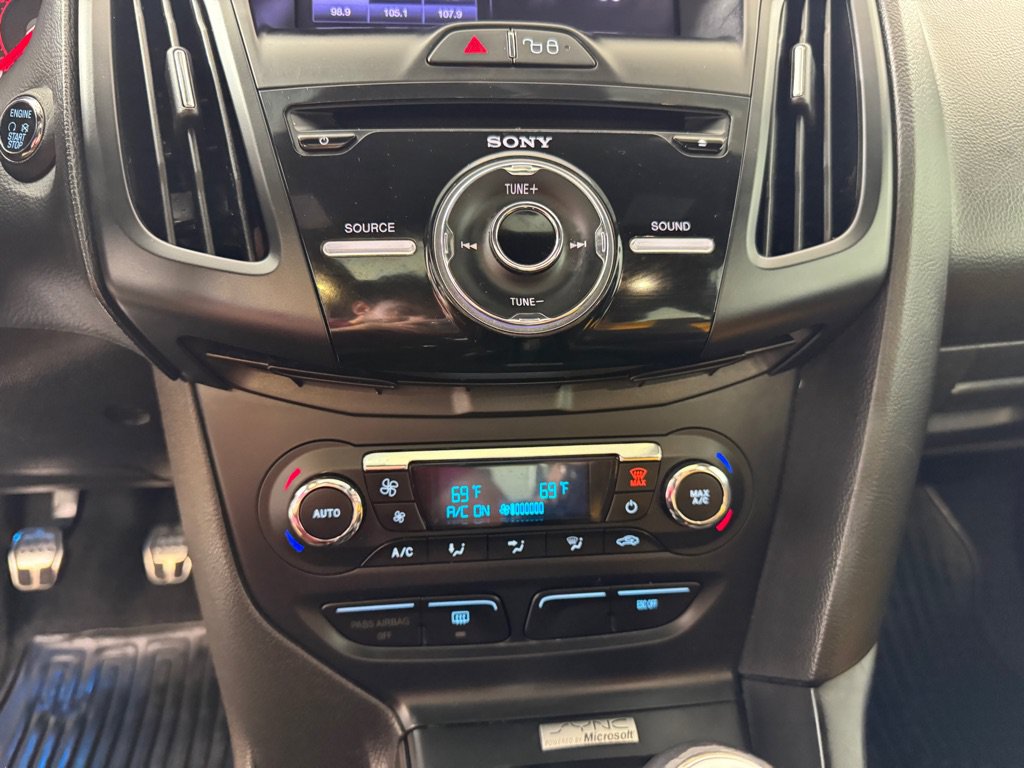 Used 2013 Ford Focus ST FWD image 18