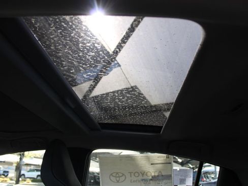 New 2026 Toyota Prius Plug-In Hybrid FWD image 49