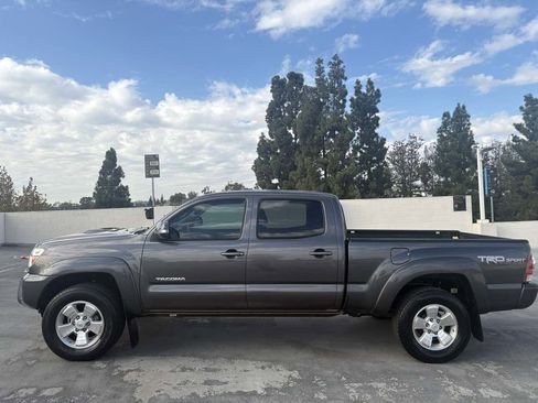Used 2015 Toyota Tacoma PreRunner image 17