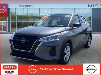 Certified 2025 Nissan Kicks Play S