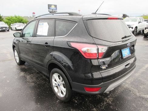 Used 2018 Ford Escape SE AWD/4WD image 3