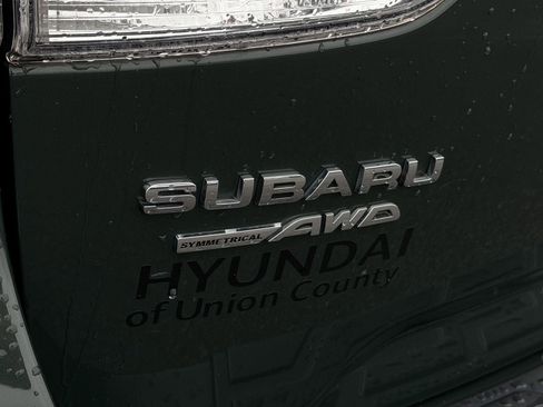 Used 2022 Subaru Forester Premium image 30