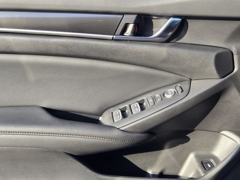 Used 2022 Honda Accord Sport Special Edition image 21