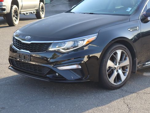 Used 2019 Kia Optima S FWD image 6