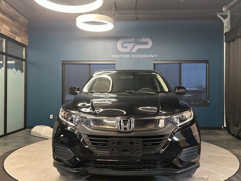 Used 2021 Honda HR-V LX image 8