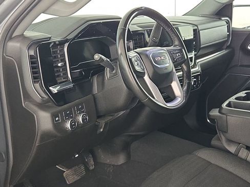Used 2025 GMC Sierra 1500 Elevation AWD/4WD image 16