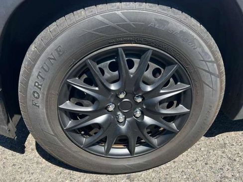 Used 2018 Chevrolet Trax LS FWD image 15