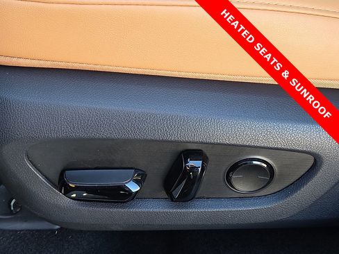 Used 2025 Lexus NX 250 NX 250 Premium w/ Towing Package (2000 Lbs) image 14