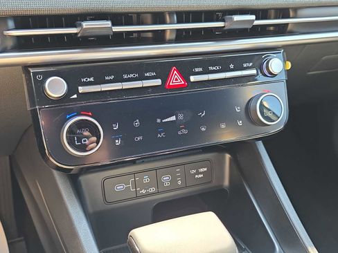 New 2025 Hyundai Santa Cruz Limited image 13