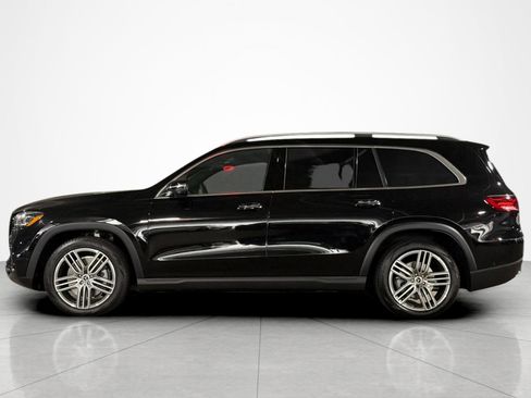 New 2026 Mercedes-Benz GLS 450 4MATIC image 2