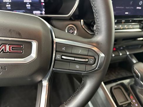 Used 2023 GMC Canyon Elevation image 16