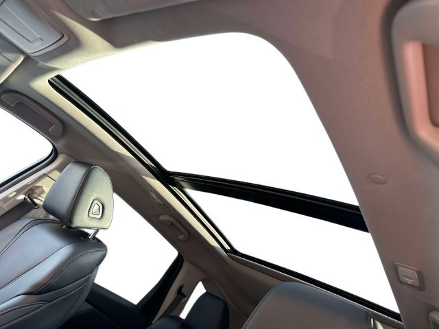 Used 2023 Acura MDX SH-AWD image 26