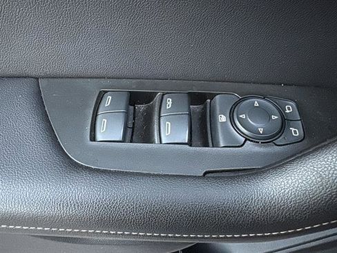 Used 2023 Chevrolet Blazer LT AWD/4WD image 15