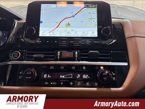 Used 2022 Nissan Pathfinder Platinum w/ Cargo Package image 17