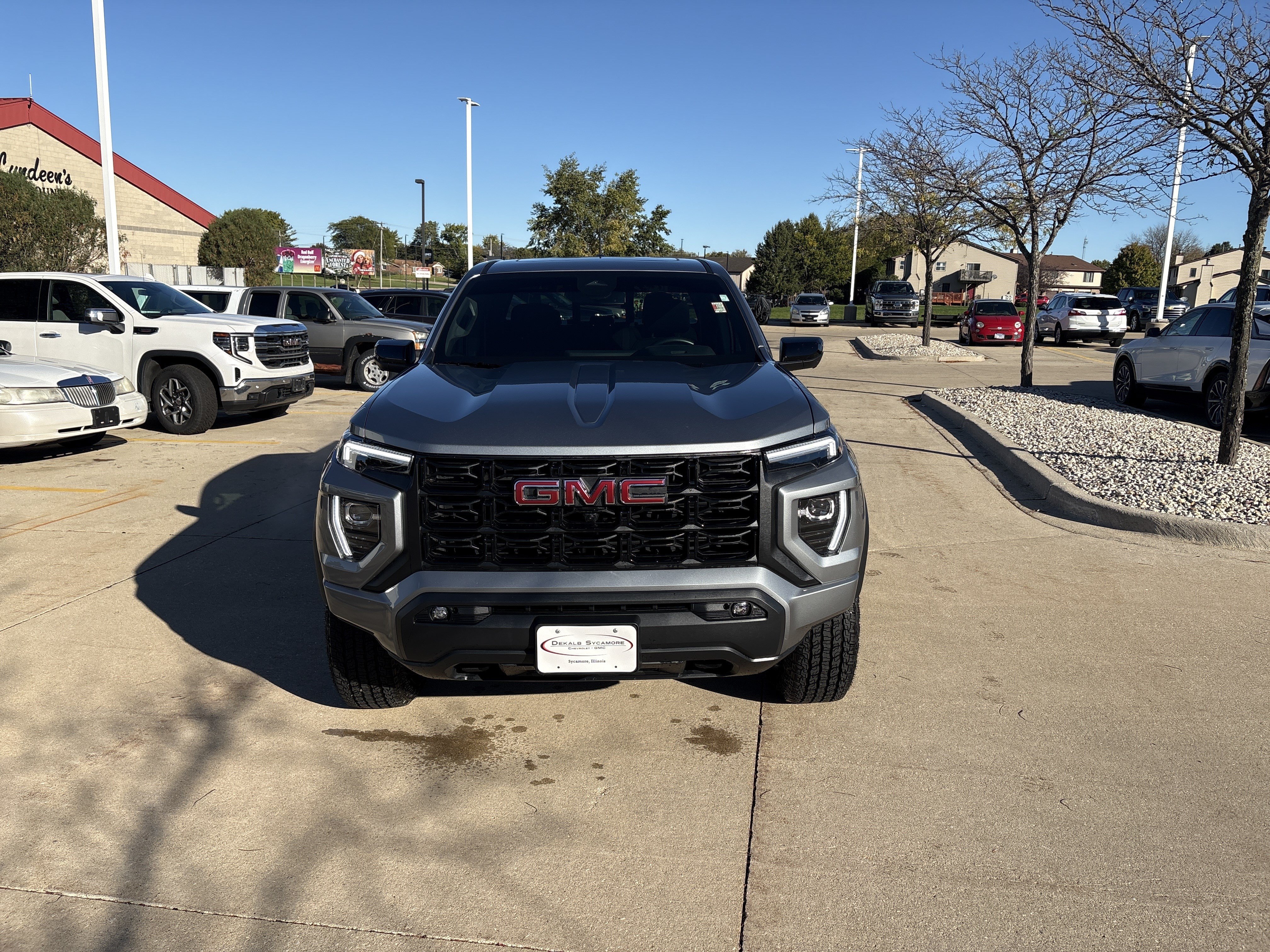Used 2025 GMC Canyon Elevation w/ Convenience Package AWD/4WD image 2