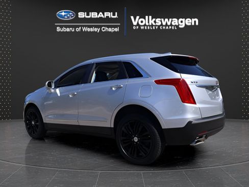 Used 2018 Cadillac XT5 Premium Luxury FWD image 6