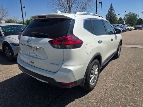 Used 2017 Nissan Rogue SV AWD/4WD image 14