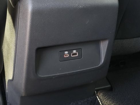 Used 2025 Nissan Frontier PRO-4X AWD/4WD image 19