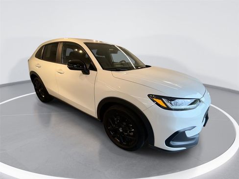 New 2025 Honda HR-V Sport image 1