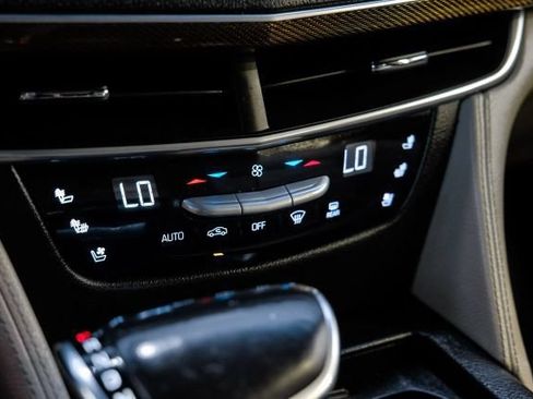 Used 2016 Cadillac CT6 Luxury AWD/4WD image 35