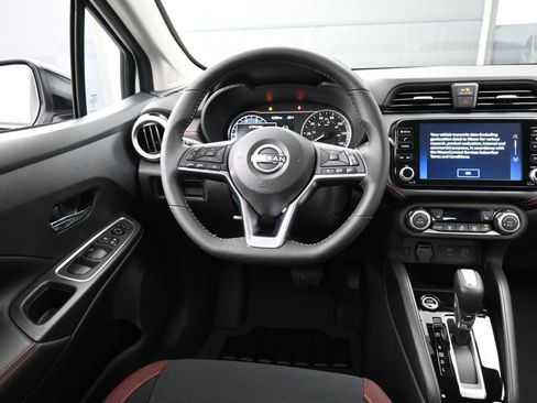 New 2025 Nissan Versa SR w/ Trunk Package FWD image 12