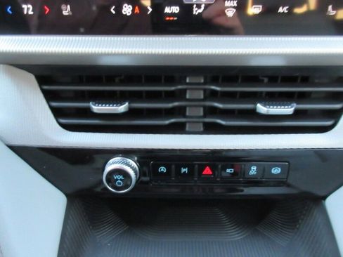 New 2026 Ford Explorer Active w/ Active Comfort Package image 26