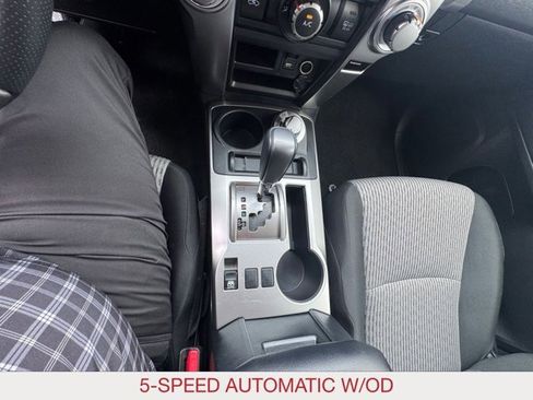 Used 2024 Toyota 4Runner SR5 image 22