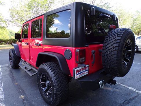 Used 2013 Jeep Wrangler Unlimited Sport AWD/4WD image 6