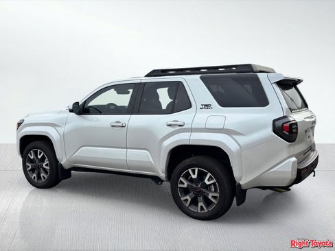 Used 2025 Toyota 4Runner TRD Sport AWD/4WD image 3