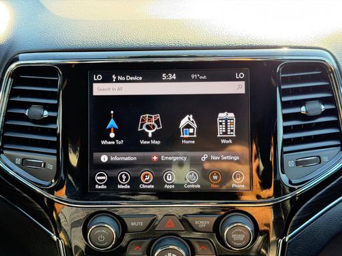 Used 2019 Jeep Grand Cherokee Limited AWD/4WD image 63