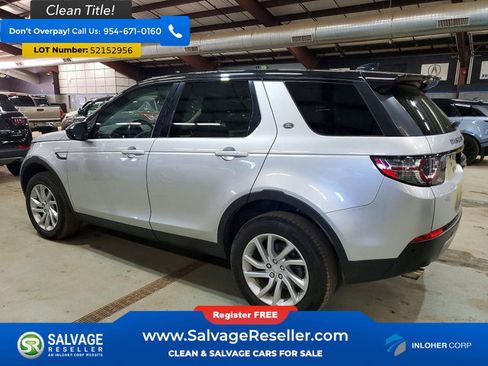 Used 2017 Land Rover Discovery Sport HSE AWD/4WD image 3