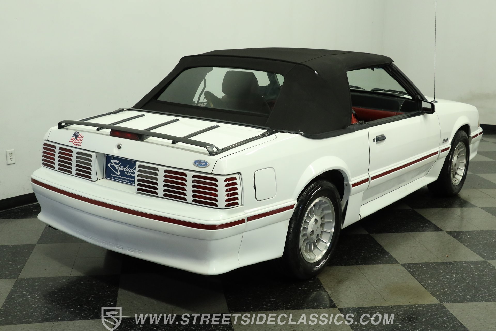 Used 1987 Ford Mustang GT RWD image 11