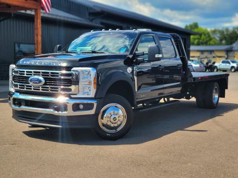 Used 2024 Ford F550 4x4 Crew Cab Super Duty image 1