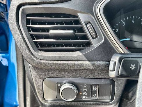 Used 2021 Ford Escape SE FWD image 17