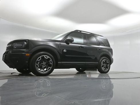 Certified 2025 Ford Bronco Sport Outer Banks w/ Outer Banks Tech Package+ AWD/4WD image 45