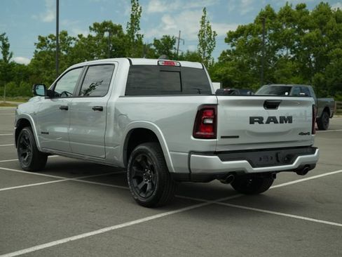 New 2026 RAM 1500 Big Horn AWD/4WD image 5