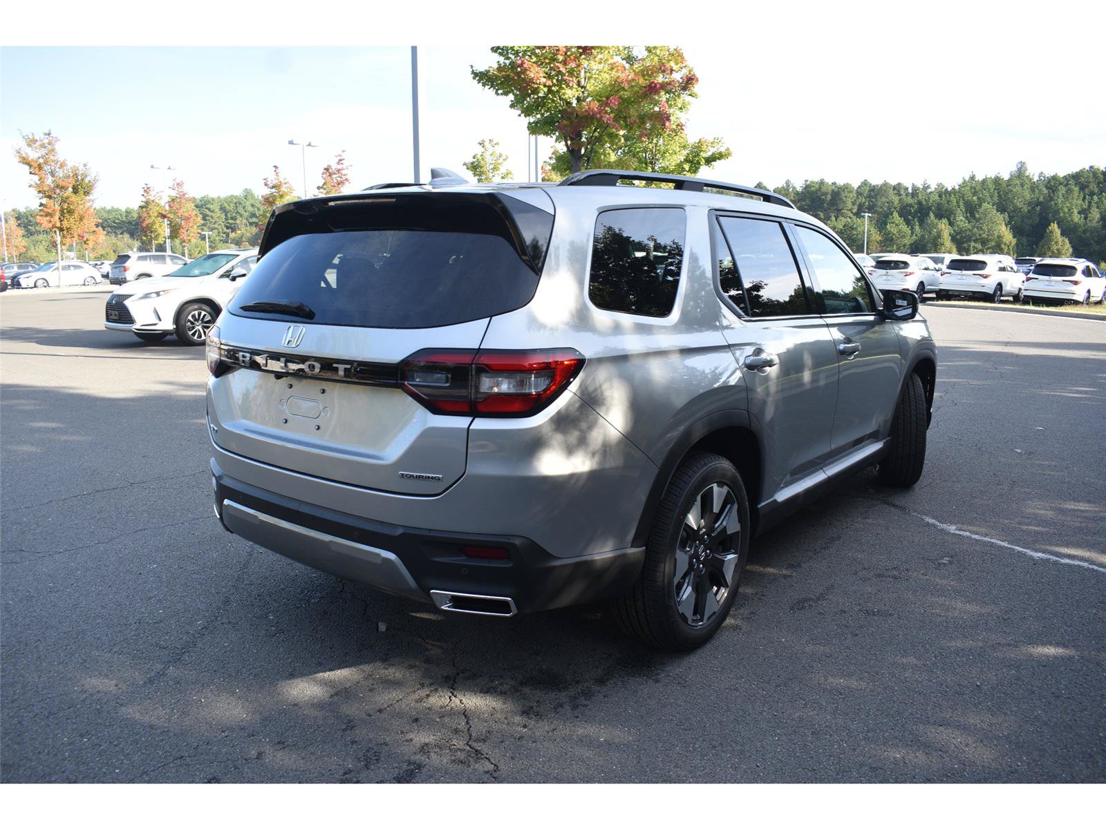 New 2026 Honda Pilot Touring image 7