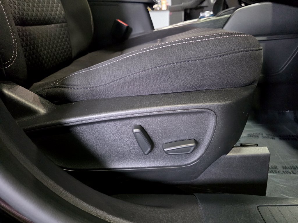 Used 2023 Ford Escape Active w/ Tech Pack #2 AWD/4WD image 20