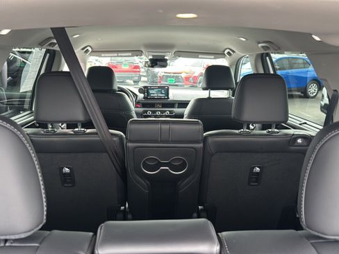 Used 2025 Honda Pilot EX-L image 29