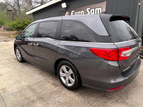 Used 2019 Honda Odyssey EX-L image 3
