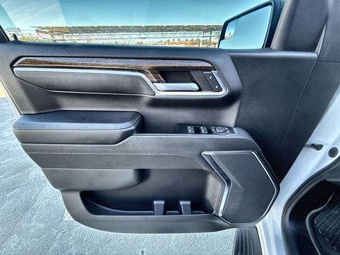 Used 2022 GMC Sierra 1500 Elevation w/ LPO, Elevation Black Package image 22